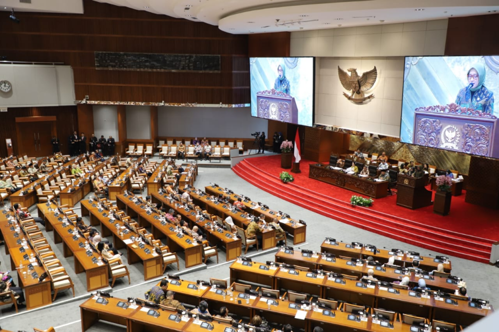 Pengertian Lembaga Legislatif